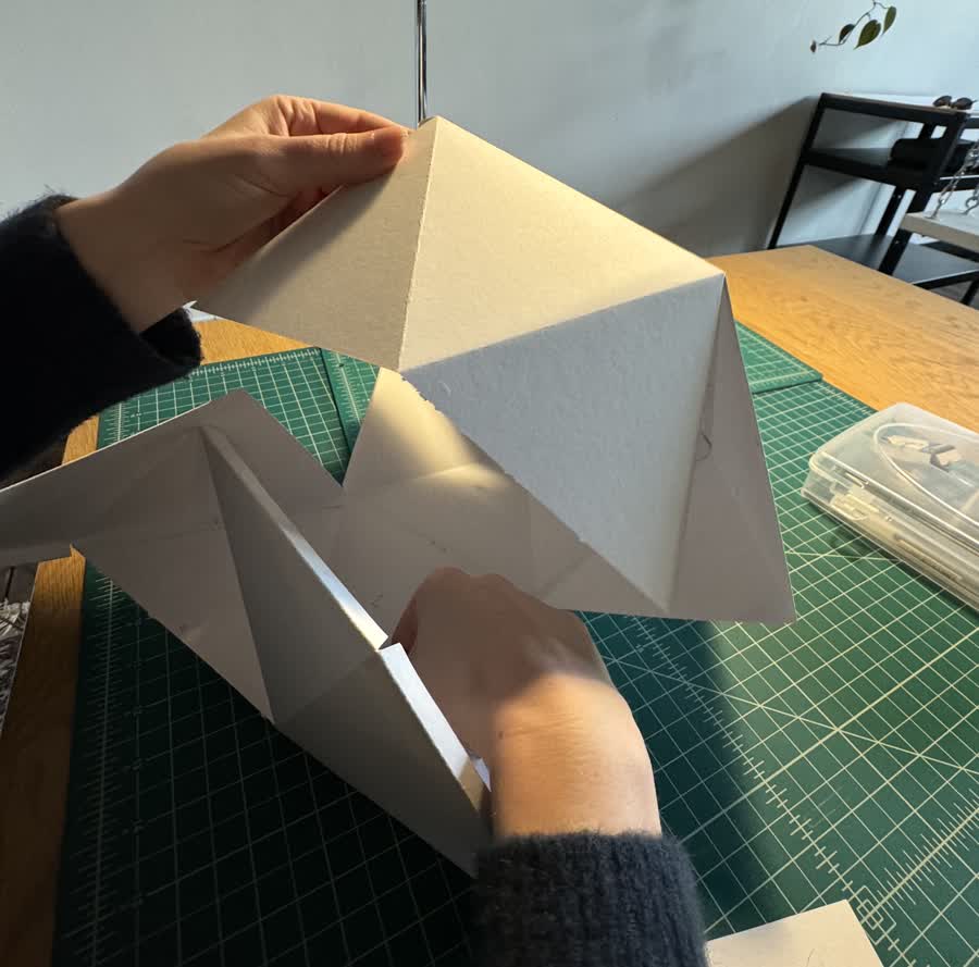 Folding the shape 1